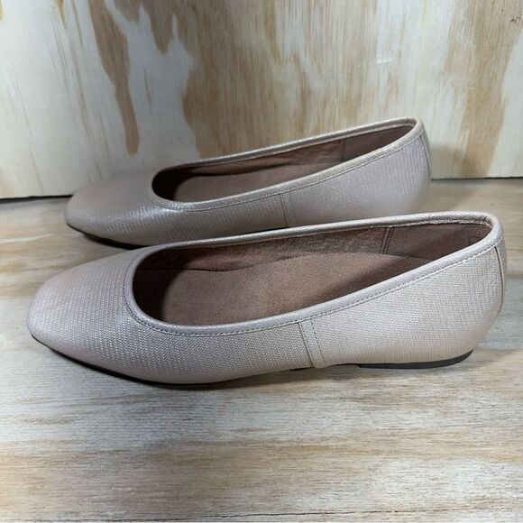 Vionic Orinda Square Toe Flats Women’s Size 9 - Picture 1 of 8